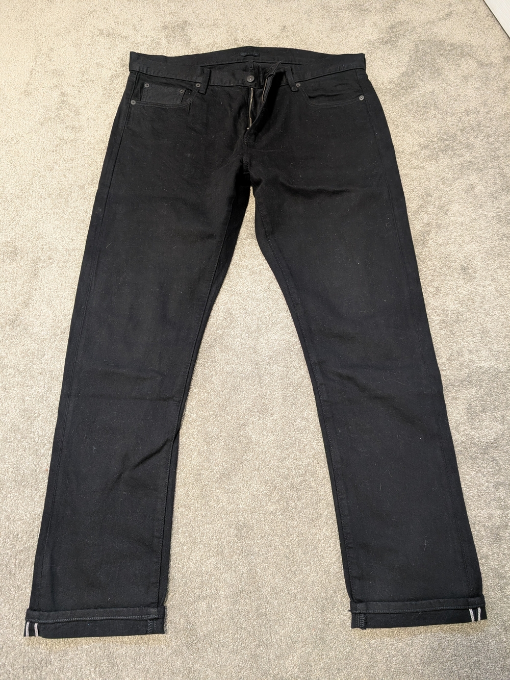 Selvedge Uniqlo Men's Slim Jeans in Black
